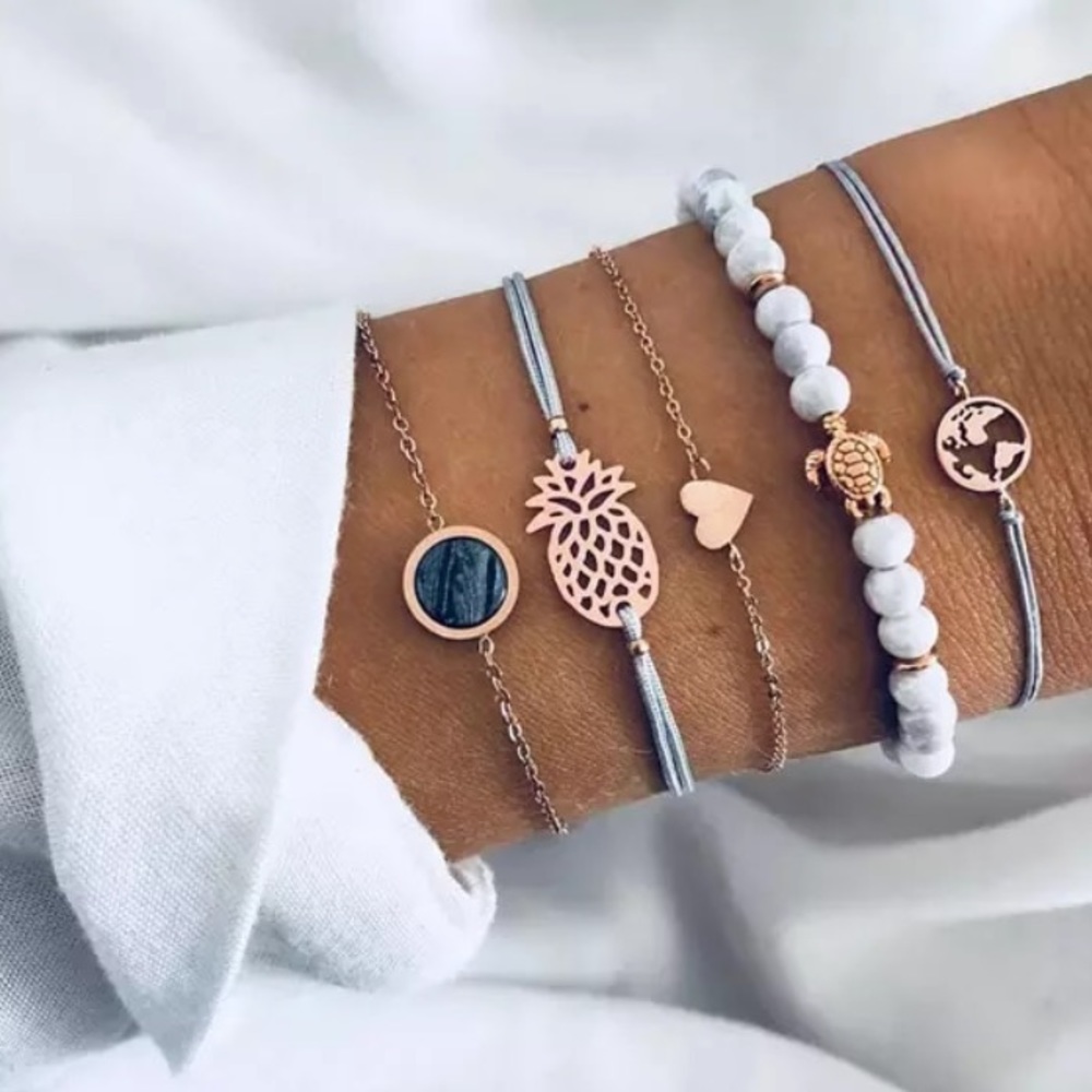 DREAMER 5 pcs Bracelet Set With Gift Bag